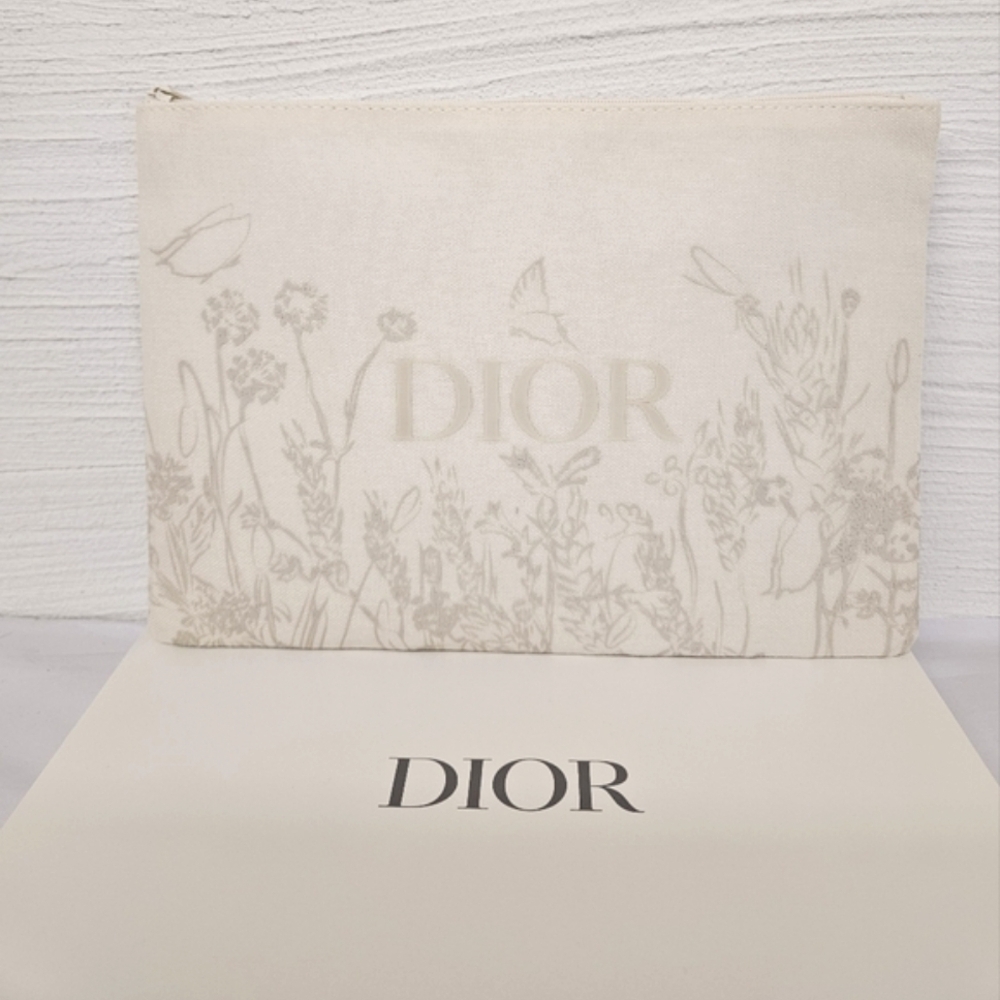 Christian Dior Trousse Zippered Pouch in Floral and Cream Canvas with Box NWT - Picture 2 of 9